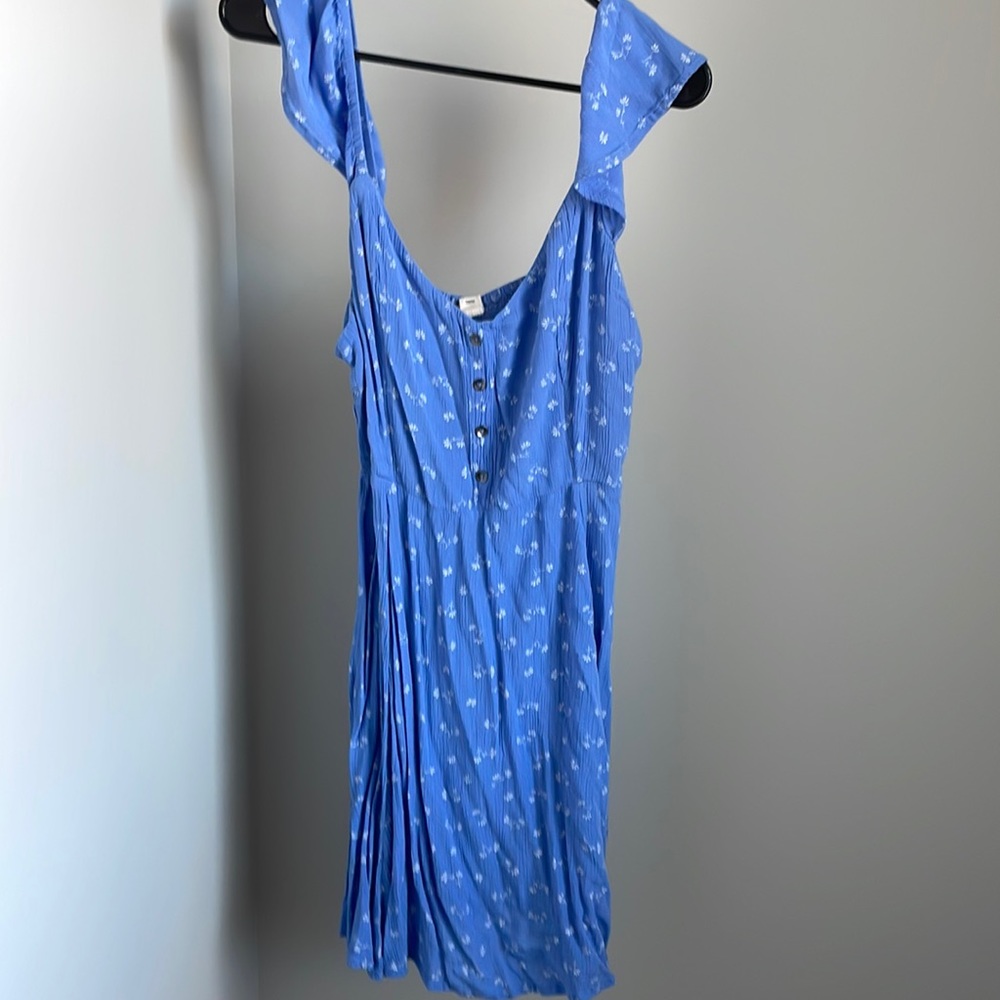 Billabong light blue dress with flower detail